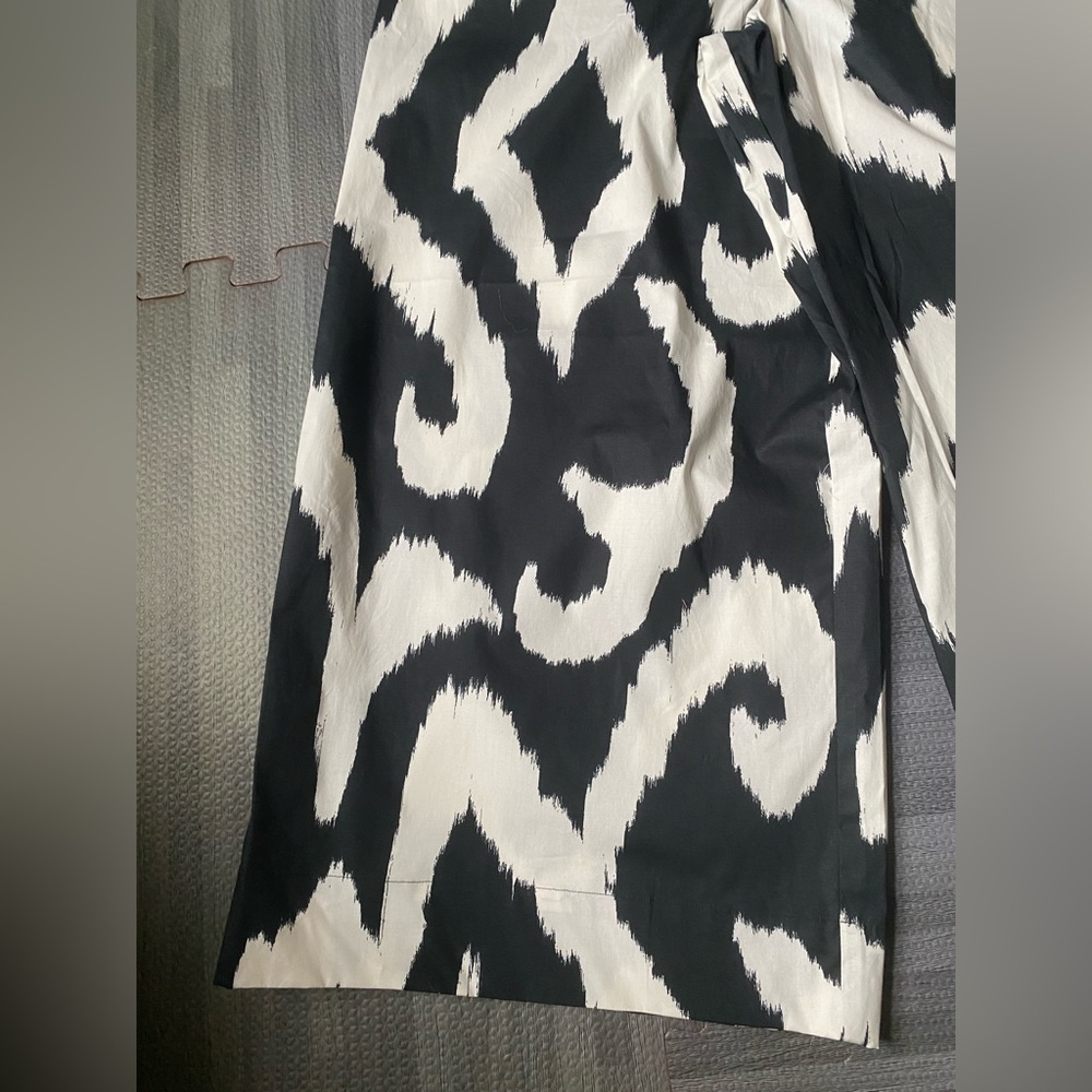 Express Black and White Patterned Jumpsuit - Picture 9 of 9